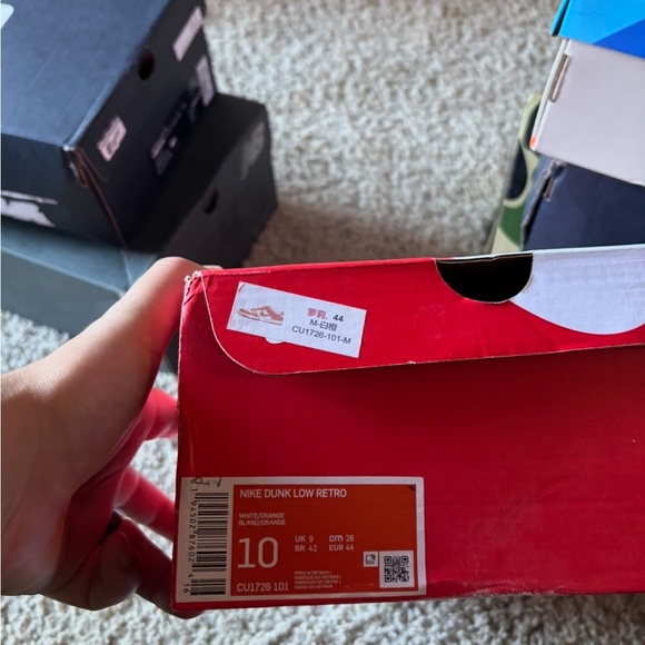 Nike Dunk Low in Orange and White - Picture 7 of 7